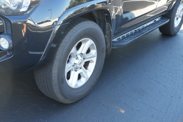 Used 2018 Toyota 4Runner SR5 Premium RWD image 9
