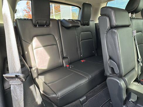 Certified 2024 Nissan Pathfinder SL image 24