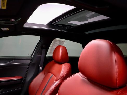 Used 2023 Kia K5 GT-Line image 34