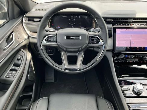 New 2025 Jeep Grand Cherokee L Overland w/ Advanced Protech Group III image 17