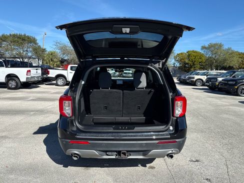 Certified 2022 Ford Explorer Limited w/ Equipment Group 301A image 28