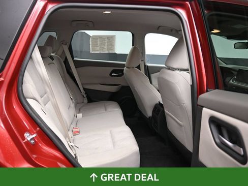 Used 2025 Nissan Rogue SV FWD image 24