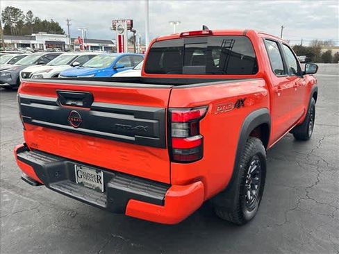 Used 2025 Nissan Frontier PRO-4X w/ Interior Protection Package image 3