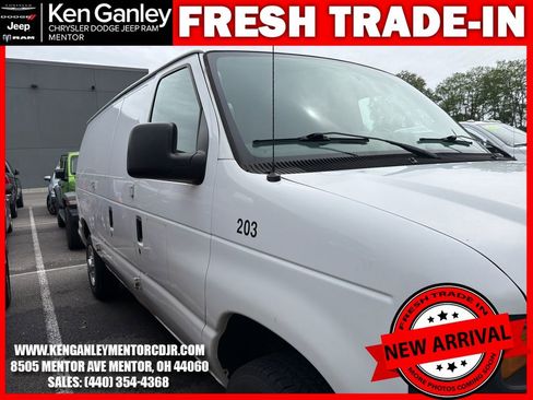 Used 2013 Ford E-150 and Econoline 150 w/ Commercial Cargo Van Pkg RWD image 12