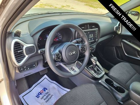 Used 2021 Kia Soul S FWD image 9