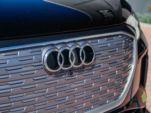 Certified 2023 Audi Q4 e-tron Premium Plus w/ Premium Plus RWD image 12