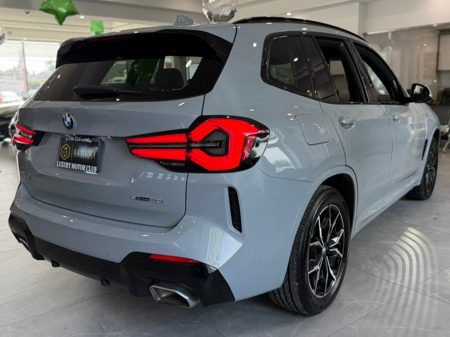 Used 2024 BMW X3 xDrive30i w/ M Sport Package AWD/4WD image 9