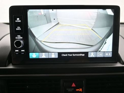 Used 2023 Honda Pilot Touring image 12