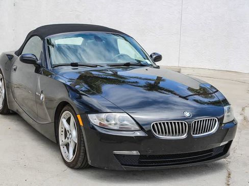 Used 2008 BMW Z4 3.0si RWD image 3