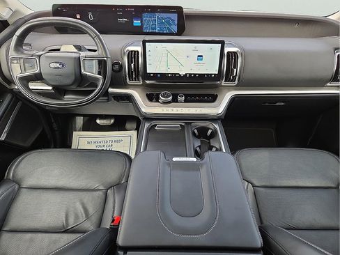 Used 2025 Ford Expedition Platinum AWD/4WD image 12