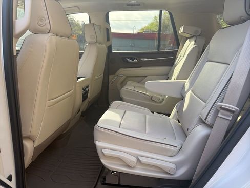 Used 2023 GMC Yukon Denali w/ Max Trailering Package image 11