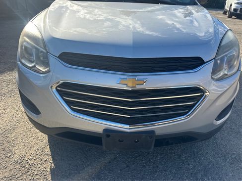 Used 2017 Chevrolet Equinox LS image 14