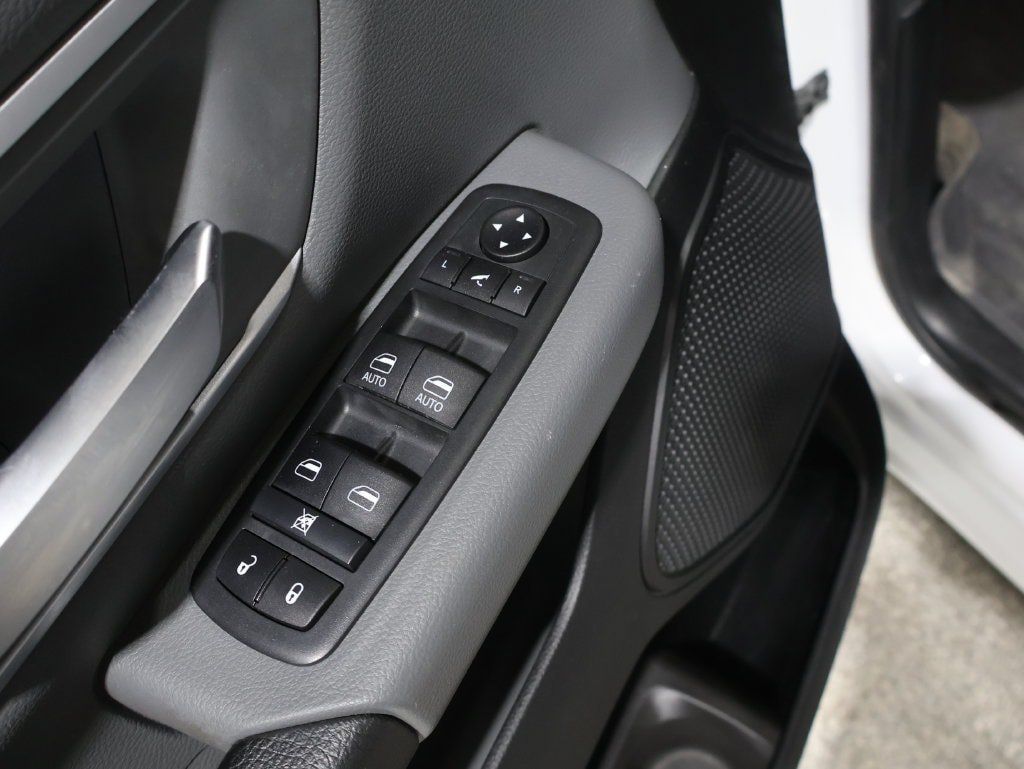 Used 2020 RAM 1500 Big Horn AWD/4WD image 14