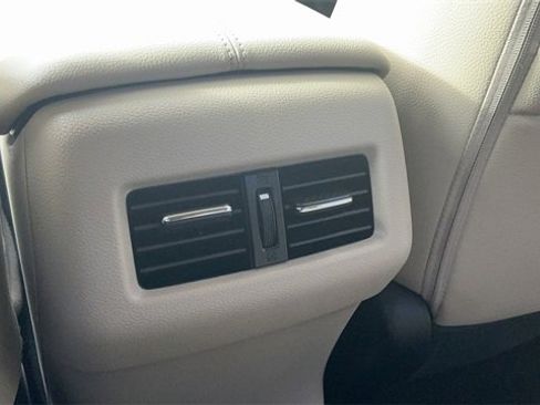 Used 2017 Honda Accord EX-L image 28