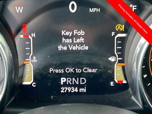 Used 2021 Jeep Wrangler Unlimited Sahara AWD/4WD image 10