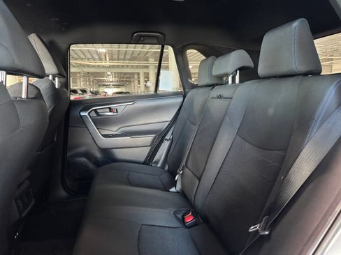 Used 2024 Toyota RAV4 SE AWD/4WD image 33