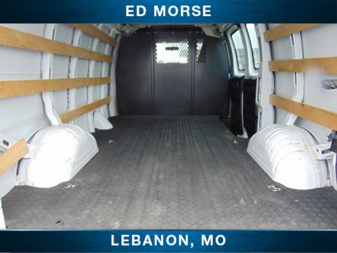 Used 2023 GMC Savana 2500 w/ Driver Convenience Package image 15