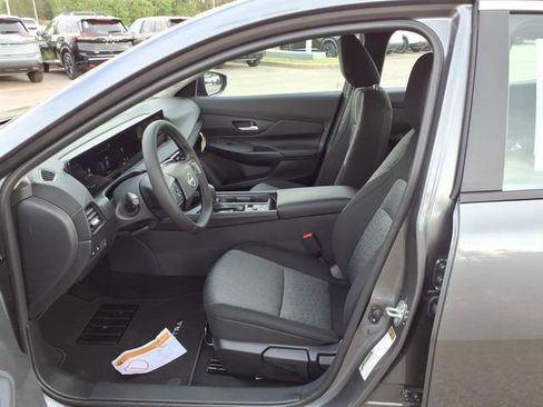 New 2026 Nissan Sentra SV FWD image 6