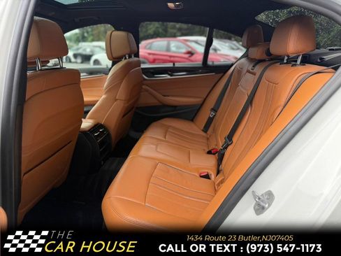 Used 2018 BMW 540i w/ M Sport Package RWD image 18