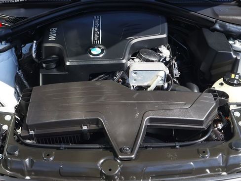 Used 2017 BMW 320i Sedan image 56