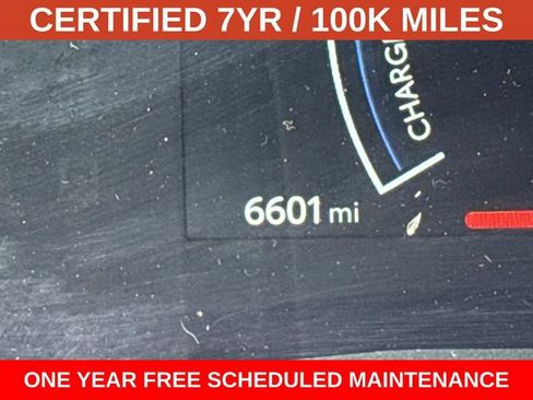 Used 2025 Toyota Camry SE FWD image 28