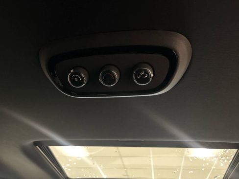 Used 2024 Dodge Durango SXT w/ SXT Blacktop Group image 20