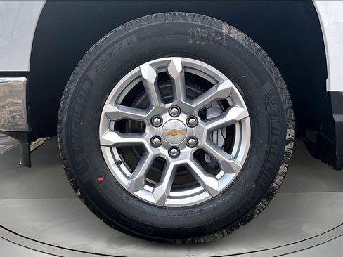 New 2026 Chevrolet Silverado 1500 LT image 14