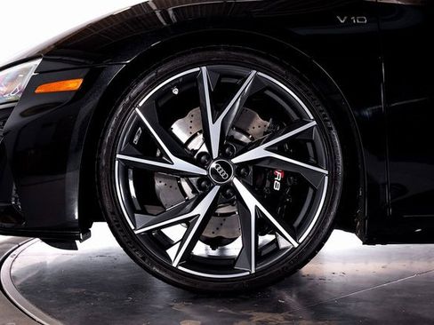 Used 2023 Audi R8 V10 performance image 12