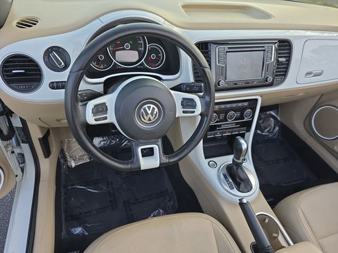 Used 2019 Volkswagen Beetle 2.0T S image 15