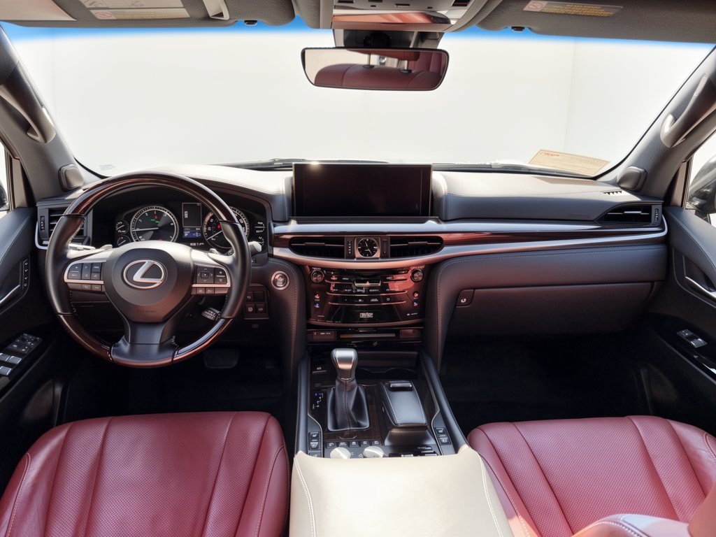 Used 2021 Lexus LX 570 4WD w/ Sport Package image 17
