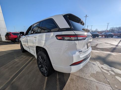 New 2026 Jeep Grand Cherokee Limited image 6