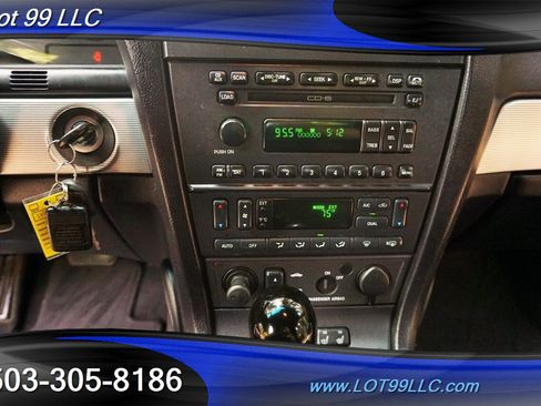 Used 2004 Ford Thunderbird image 19