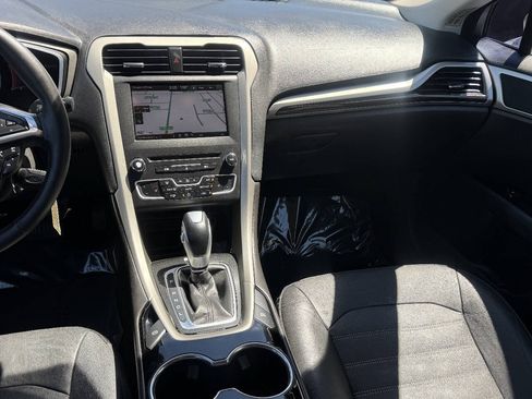 Used 2016 Ford Fusion SE w/ Equipment Group 502A FWD image 7