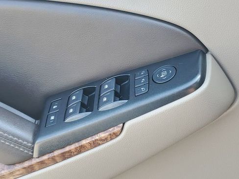 Used 2017 Chevrolet Tahoe Premier image 23