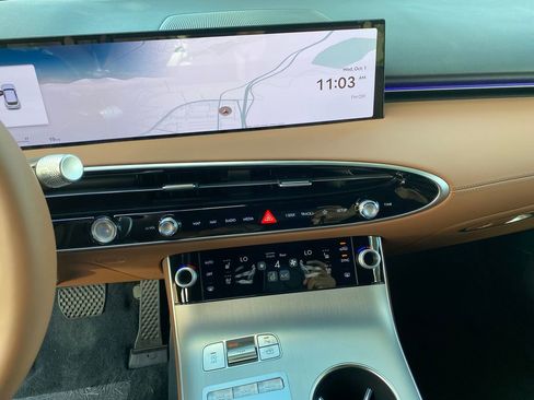 New 2026 Genesis GV70 2.5T Advanced image 34