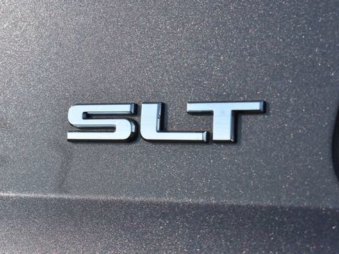 Used 2015 GMC Yukon SLT AWD/4WD image 13