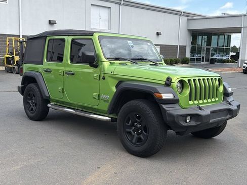 Used 2019 Jeep Wrangler Unlimited Sport AWD/4WD image 15