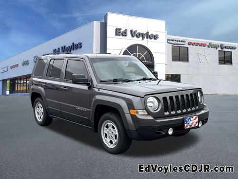 Used 2016 Jeep Patriot Sport w/ Power Value Group image 1
