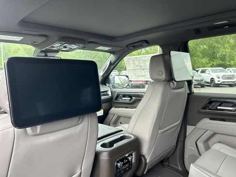 New 2026 GMC Yukon Elevation w/ Elevation Premium Package AWD/4WD image 25
