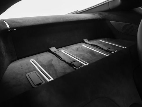 Certified 2025 Ferrari 12Cilindri RWD image 92