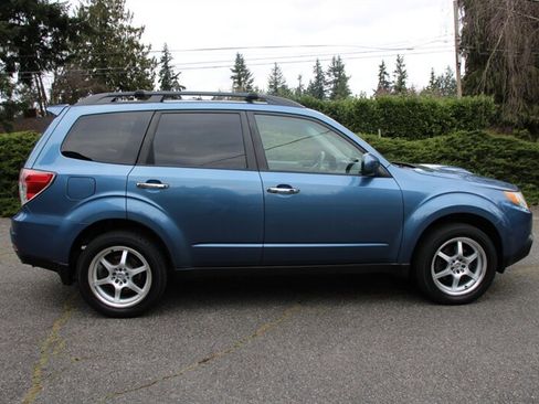 Used 2009 Subaru Forester 2.5XT Limited w/ Popular Equipment Group 1A image 12