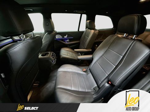 Used 2021 Mercedes-Benz GLS 450 4MATIC image 26