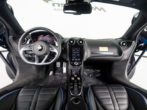 New 2025 McLaren GTS image 30