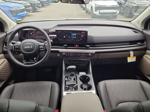 New 2026 Kia Carnival SX FWD image 18