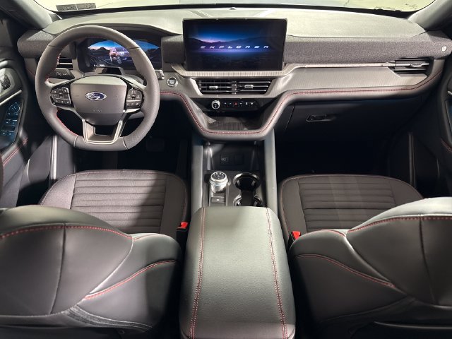New 2026 Ford Explorer ST-Line w/ ST-Line Street Pack AWD/4WD image 21
