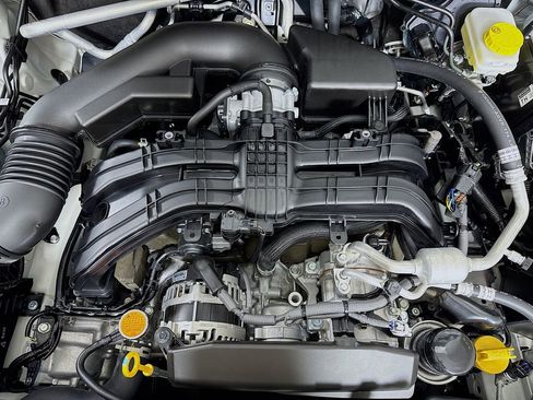 Used 2025 Subaru Crosstrek 2.0i Premium image 29