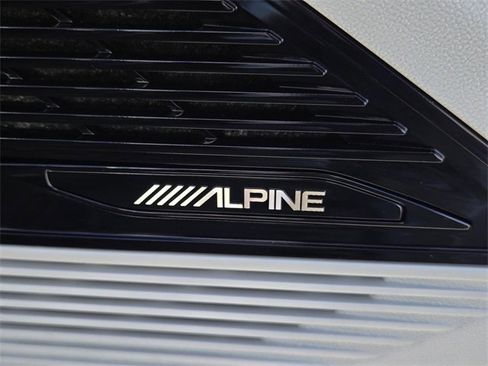 Used 2025 Jeep Wagoneer S Limited image 9