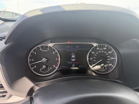 Used 2025 Nissan Altima 2.5 SV FWD image 23