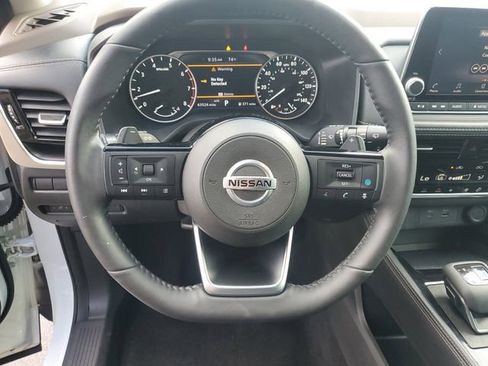 Used 2021 Nissan Rogue SL image 14