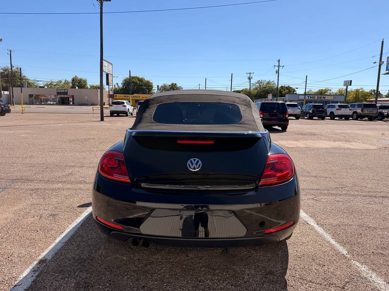 Used 2014 Volkswagen Beetle 1.8T FWD image 7